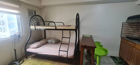 bunk bed