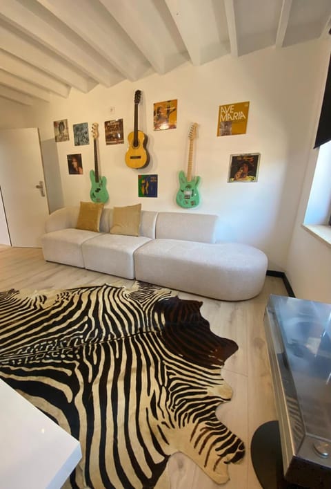 Cinestrings Apartment in Hauts-de-France