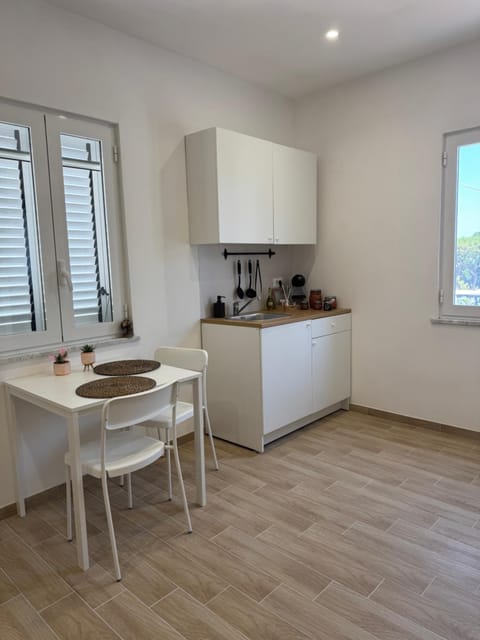 Casette in centro Por Siempre Cuatro House Apartment in Ischia