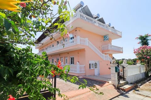 Property building, Spring, Day, Neighbourhood