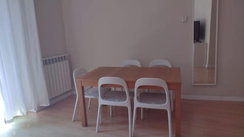 Tu refugio en Málaga, confort y ubicación perfecta Apartment in Malaga