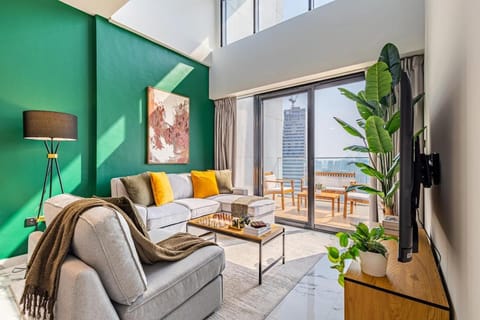 Duplex - 5 min walk from Cleveland, ADGM & Galleria Mall - 3BDR - Maryah Island & ADGM - Huge Balcony - Full Canal & City Views - Perfect for Families & Groups Apartment in Abu Dhabi