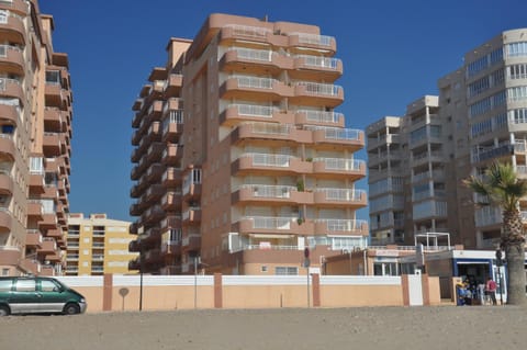 Property building, Nearby landmark, Facade/entrance, Off site, Beach