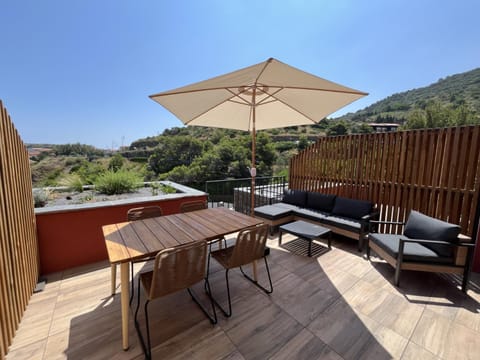 Balcony/Terrace, Balcony/Terrace, Dining area, Mountain view, Sea view
