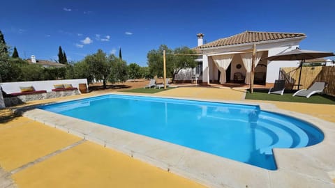 Property building, Garden, Solarium, Garden view, Pool view, Swimming pool