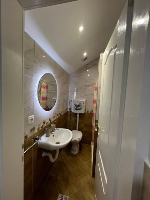 Apartment Tri limuna 3 Apartment in Kotor Municipality