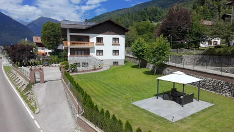 Mountain Garden Apartments Abete Apartment in Province of Brescia