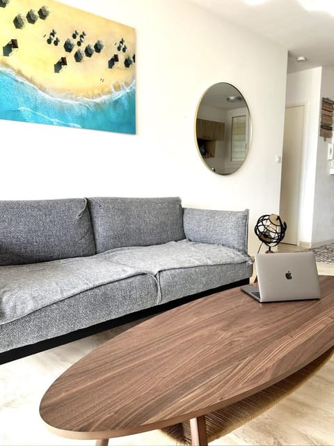 Astrella - vue mer Apartment in French Riviera