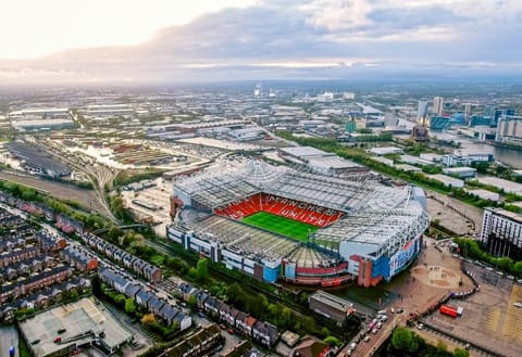 Nearby landmark, Bird's eye view, City view