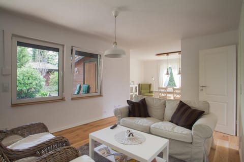 Living room, Photo of the whole room