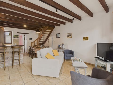 Communal lounge/ TV room, Living room
