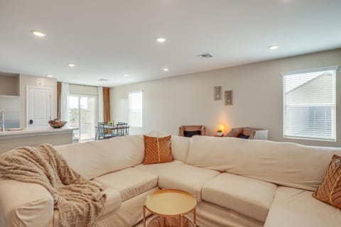 Golfers Oasis! Mtn-View Arizona Desert Escape House in Wickenburg