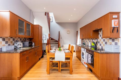 Lovely 3 Bedroom Home in South Shields by Beach House in North Shields