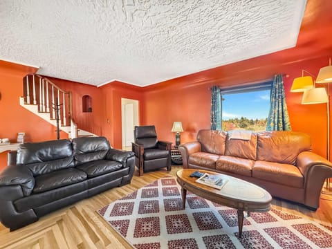 Vintage Hearth Tudor Treasure in Sequim House in Sequim