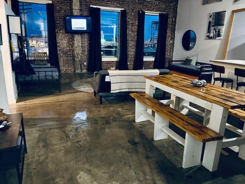 The Downtown Arena Loft Apartment in Mud Island