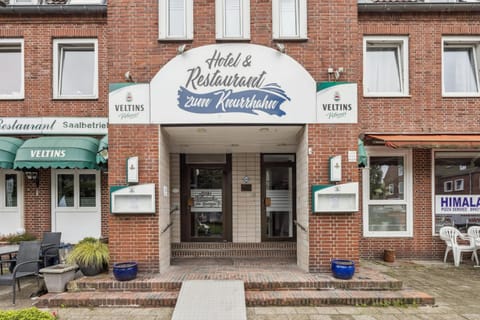 Facade/entrance