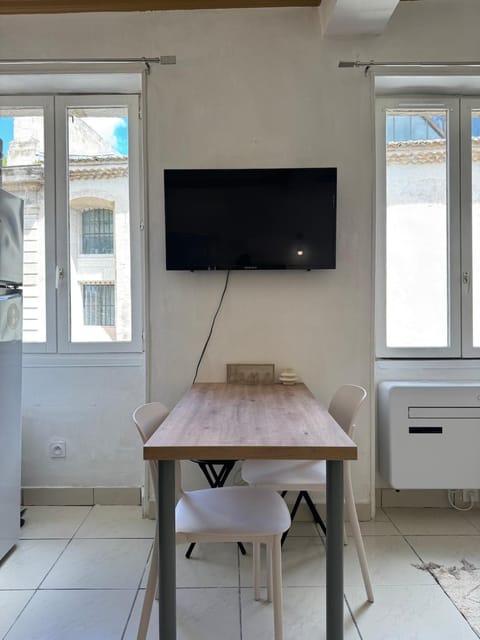 Magnifique studio centre historique n4 Apartment in Villeneuve-lès-Avignon