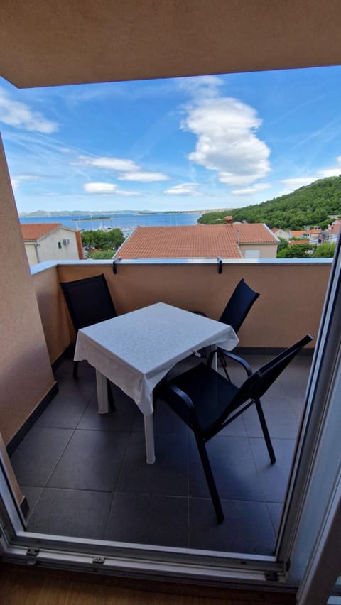 Sea and Sunset View Šarić Apartment in Šibenik-Knin County, Croatia