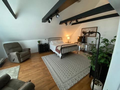 Knoxville Nest House in Iowa