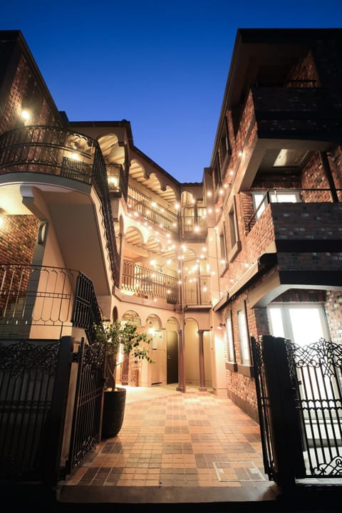 Garden, Inner courtyard view