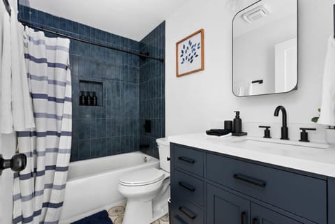 MCM Condo Near Downtown SoCo Pet Friendly House in Austin