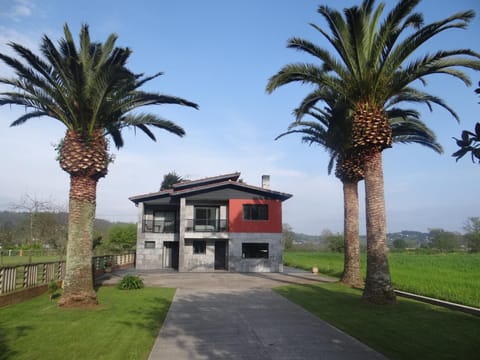 Property building, Day, Garden