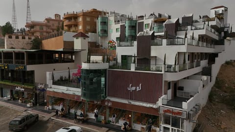 Property building, Day, City view, Street view, Location, Parking