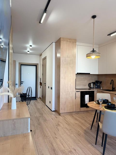 Kitchen or kitchenette, Living room, Seating area, Dining area, minibar, oven, pet friendly