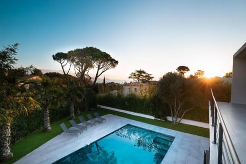 Natural landscape, Swimming pool