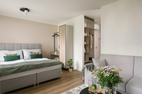 Bed, Living room, Photo of the whole room, Seating area, Bedroom, wardrobe