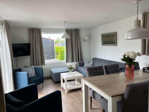 Hello Zeeland - Chalet Gapingseweg 5 Chalet in Zeeland, Netherlands