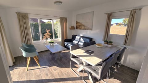 Hello Zeeland - Vakantiewoning Mariekerkseweg 1 House in Zeeland, Netherlands