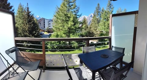 T2 ski au pied Cote brune à 100 m du Jandri Apartment in Les Deux Alpes