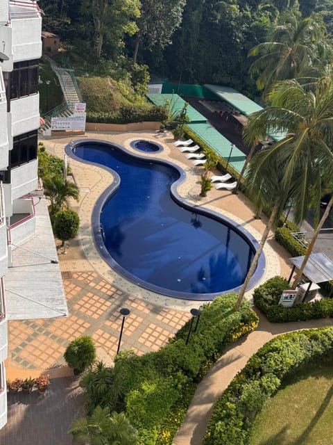 Pool view, Swimming pool