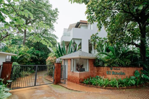 Property building, Garden view