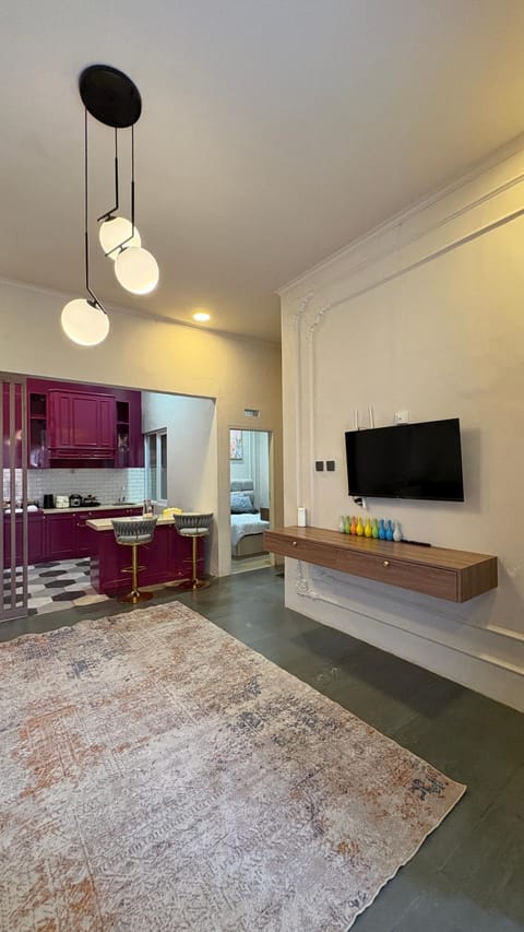 Communal lounge/ TV room, TV and multimedia, Kitchen or kitchenette, minibar