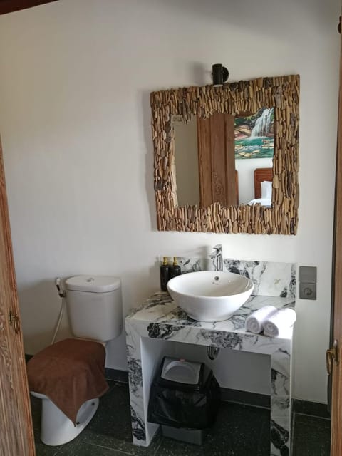 Uma Desa - Surf And Stay Medewi Bed and Breakfast in Pekutatan