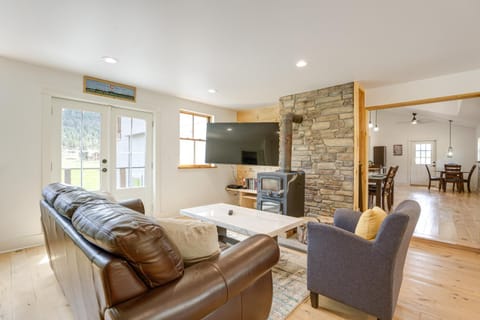 Creekside Florrisant Hideaway - Great for Anglers! House in Colorado