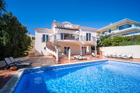 View (from property/room), Balcony/Terrace, Pool view, Swimming pool, sunbed
