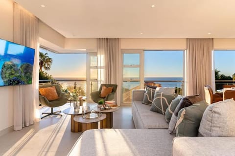Lisburn on Clifton Villa - Ocean Views, Sleeps 15 Villa in Cape Town