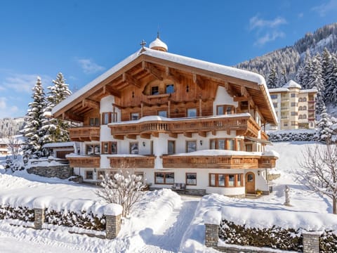 Property building, Winter