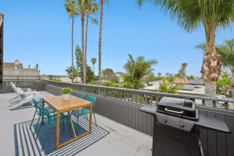 Patio, Balcony/Terrace, Seating area, Dining area