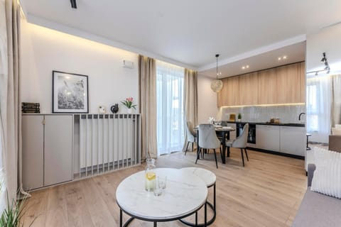 Kitchen or kitchenette, Living room, Seating area, Dining area