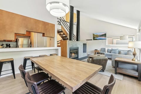 East Vail Condo Shared Pool & Hot Tub House in Vail