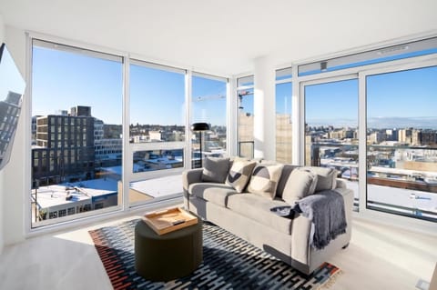 Property building, Day, View (from property/room), Balcony/Terrace, Living room, Seating area, City view