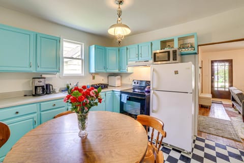 Steps to Lake Huron Retreat with Yard in St Ignace House in Saint Ignace