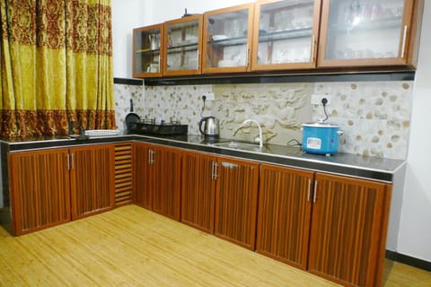 Kitchen or kitchenette, kitchen
