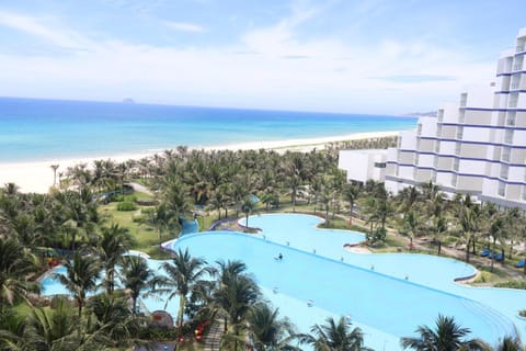 Day, Beach, Pool view