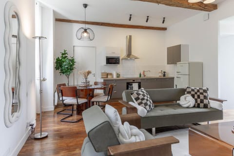 Living room, kitchen