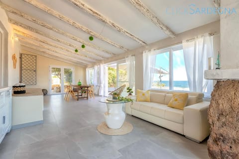 Kitchen or kitchenette, Living room, Sea view